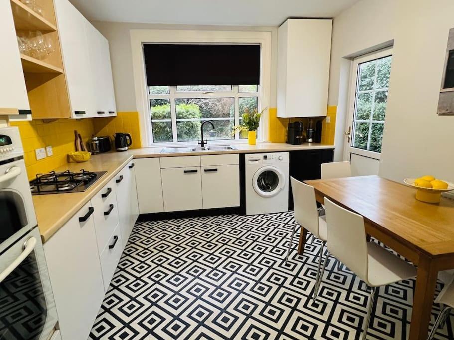Appartement Entire Stylish Colourful Two Bed Flat In Clifton